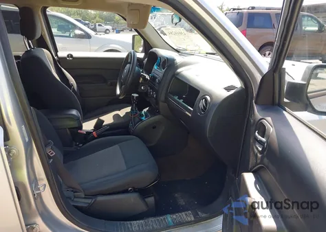 2014 Jeep Patriot Sport из США, поврежденный, VIN 1C4NJPBA2ED587805